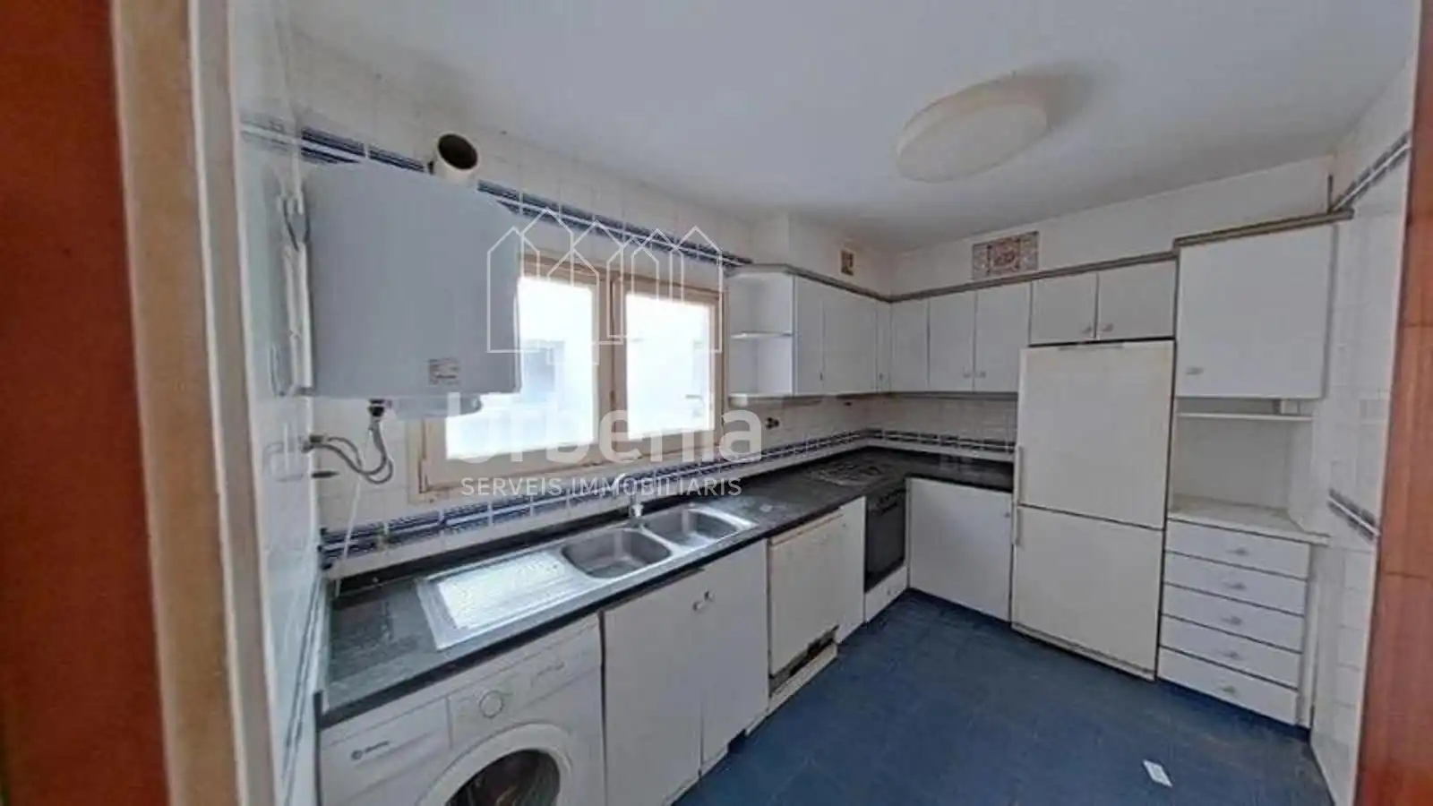 Piso en venta en Escales, Urbanitzacions