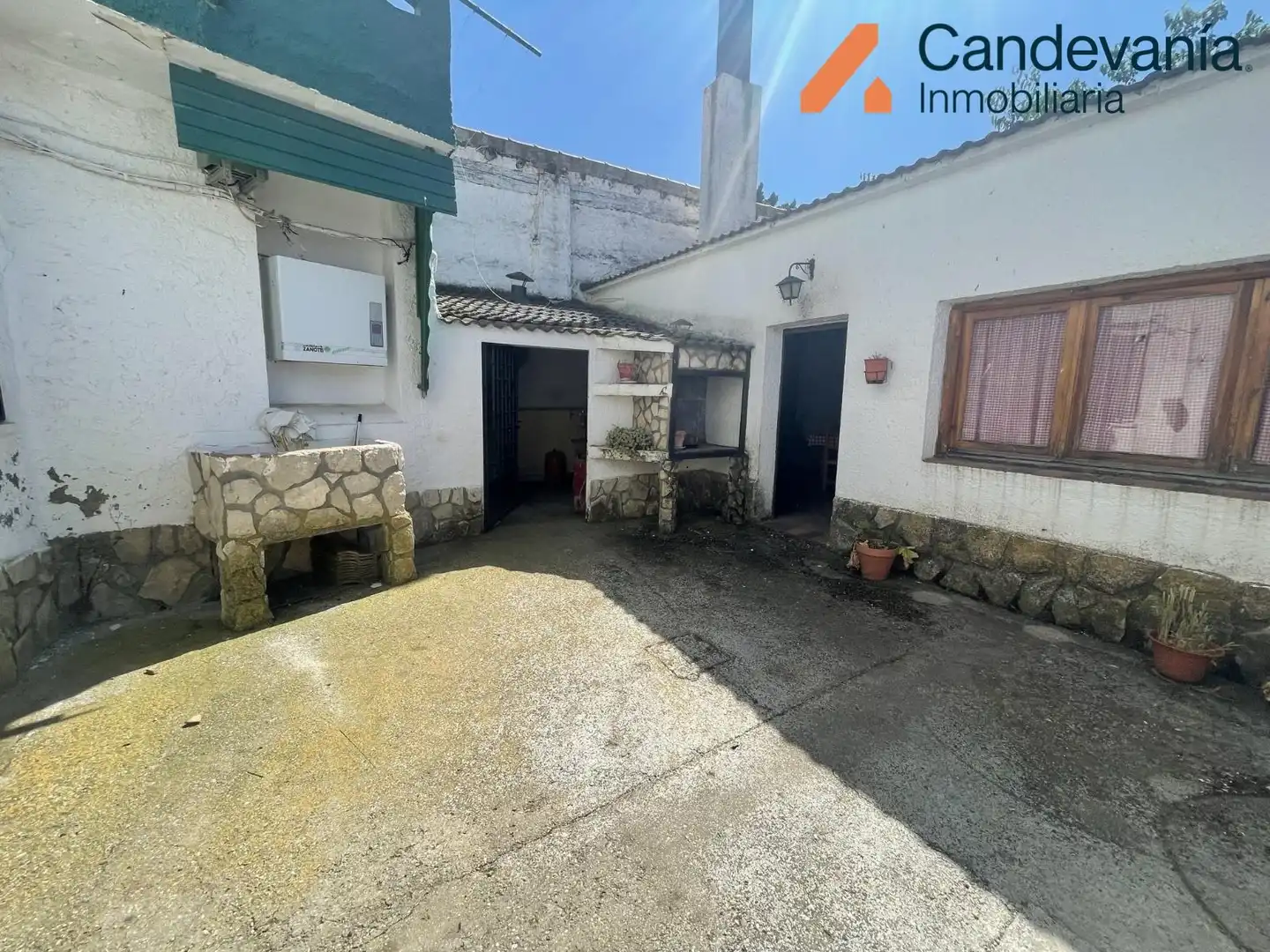 Vista exterior de Casa o chalet en venta en Gurrea de Gállego con Calefacción, Jardín privado y Balcón
