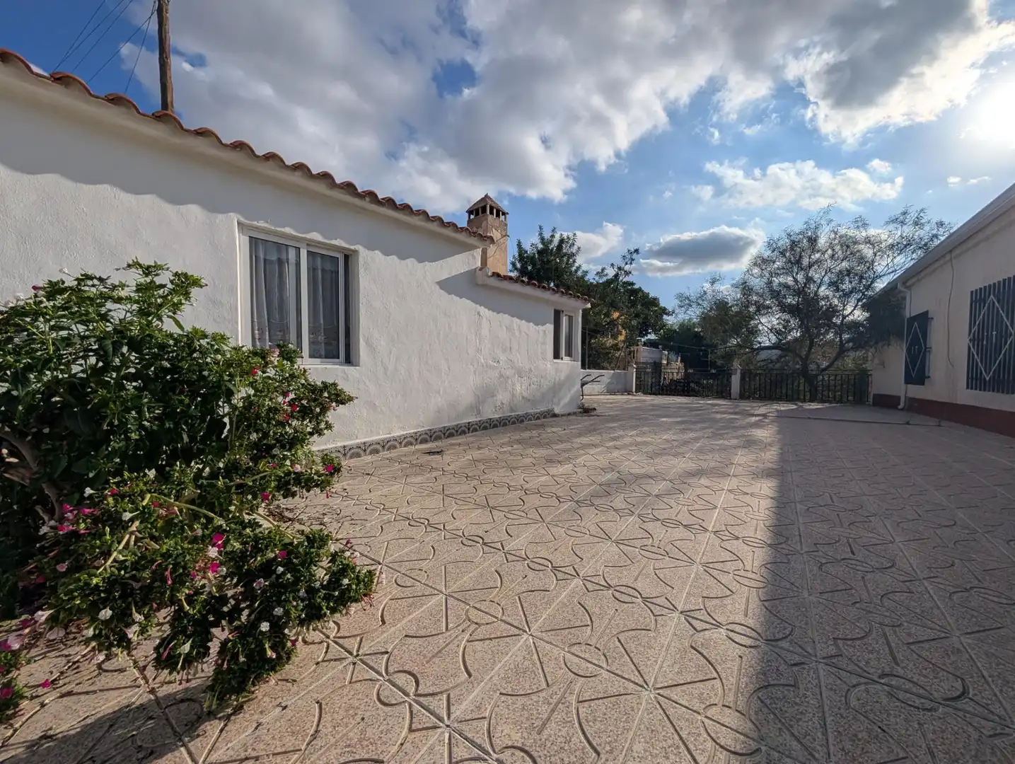 Vista exterior de Casa o xalet en venda en Aspe amb Aire condicionat i Piscina