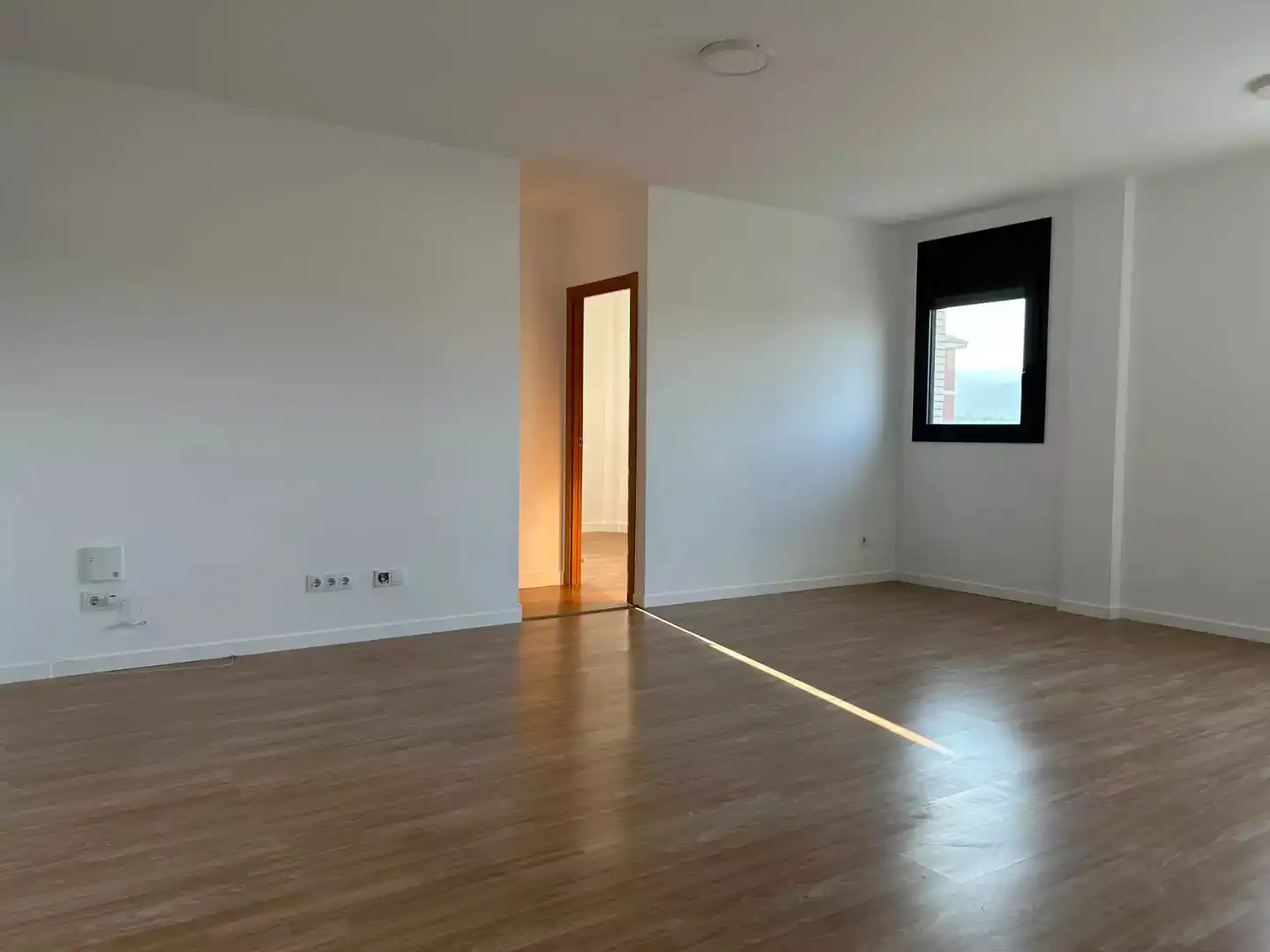 Living room of Flat for sale in Hostalric  with Parquet flooring, Terrace and Storage room