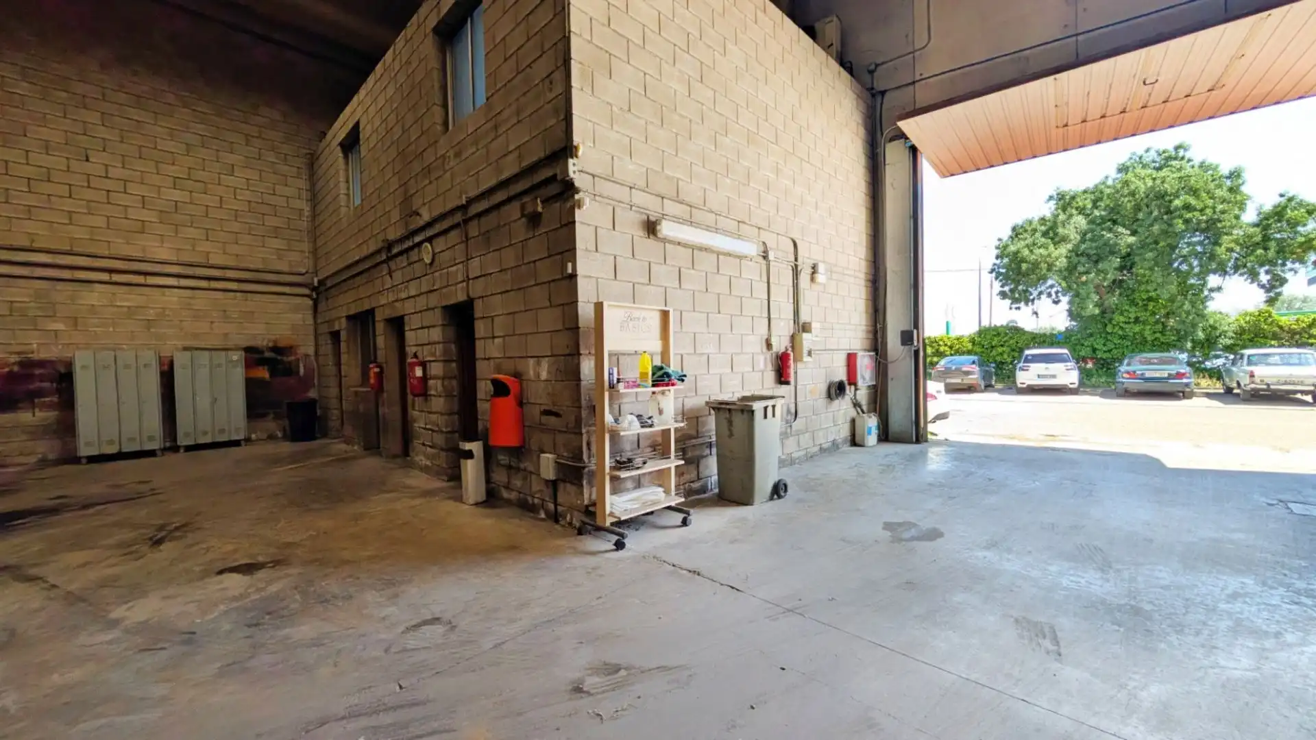 Nave industrial de alquiler en Zaragoza