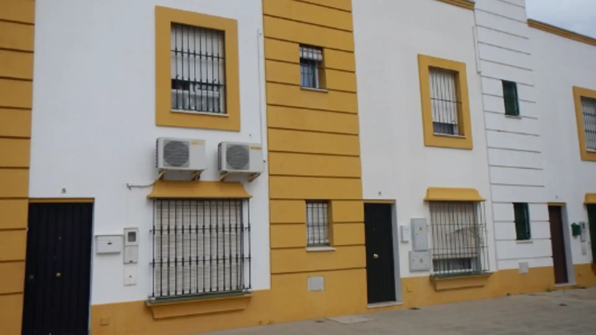 Vista exterior de Piso en venta en Umbrete