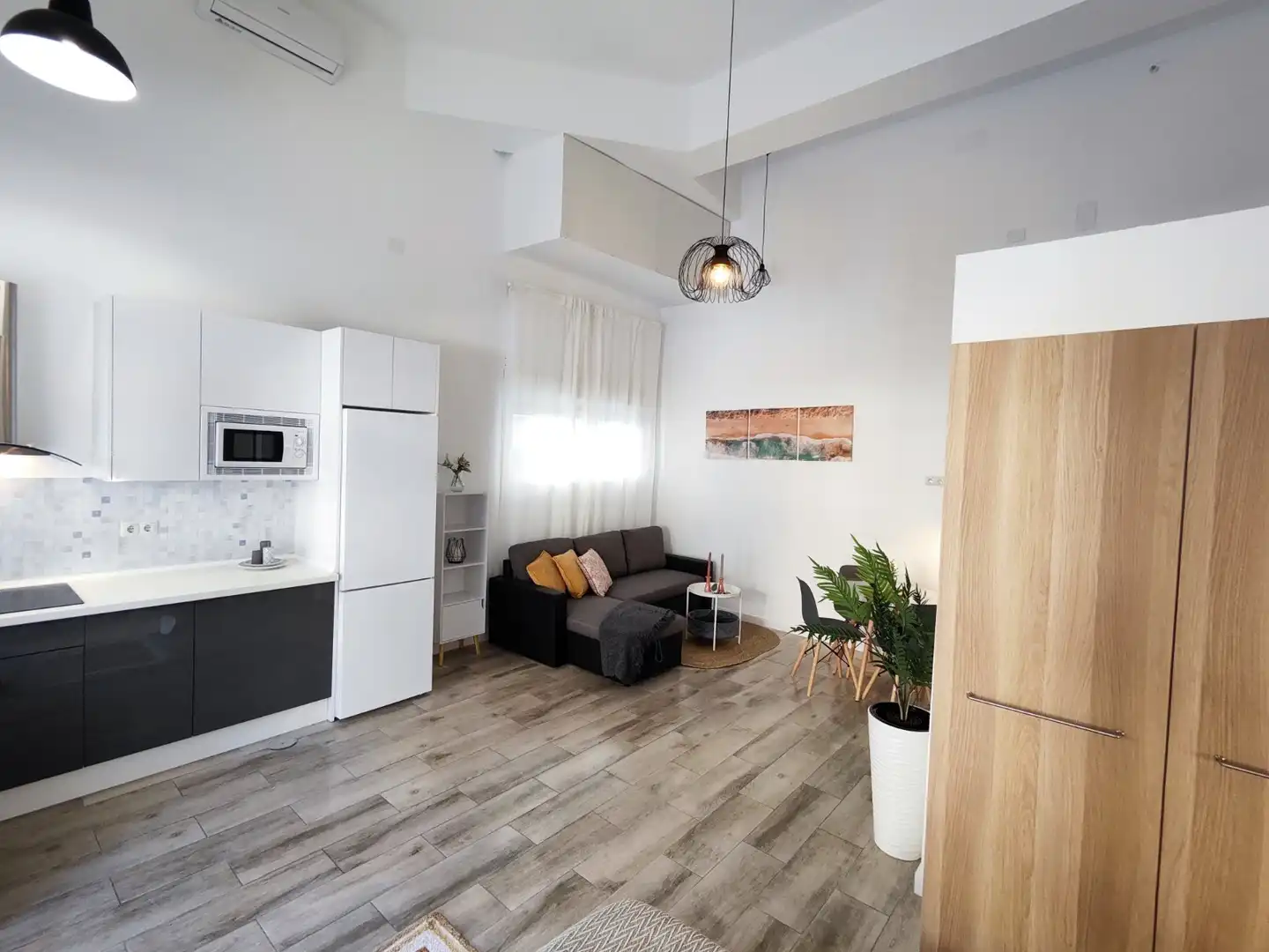 Wohnzimmer von Geschaftsraum zum Verkauf in Málaga mit Klimaanlage, Heizung und Möbliert
