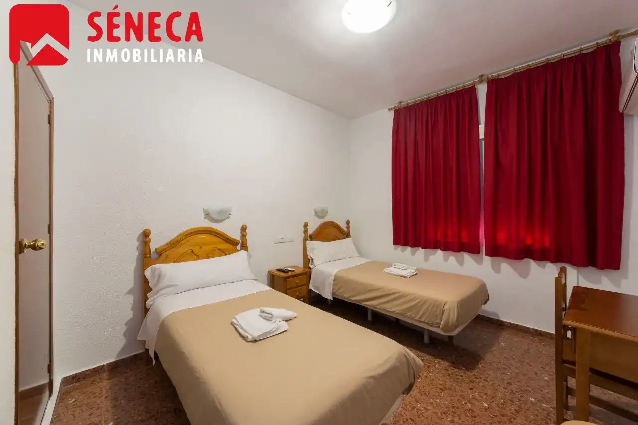Schlafzimmer von Gebäude zum Verkauf in Córdoba