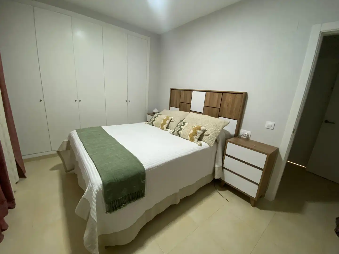 Habitación de Dúplex en venta en Arcos de la Frontera con Aire acondicionado, Terraza y Trastero