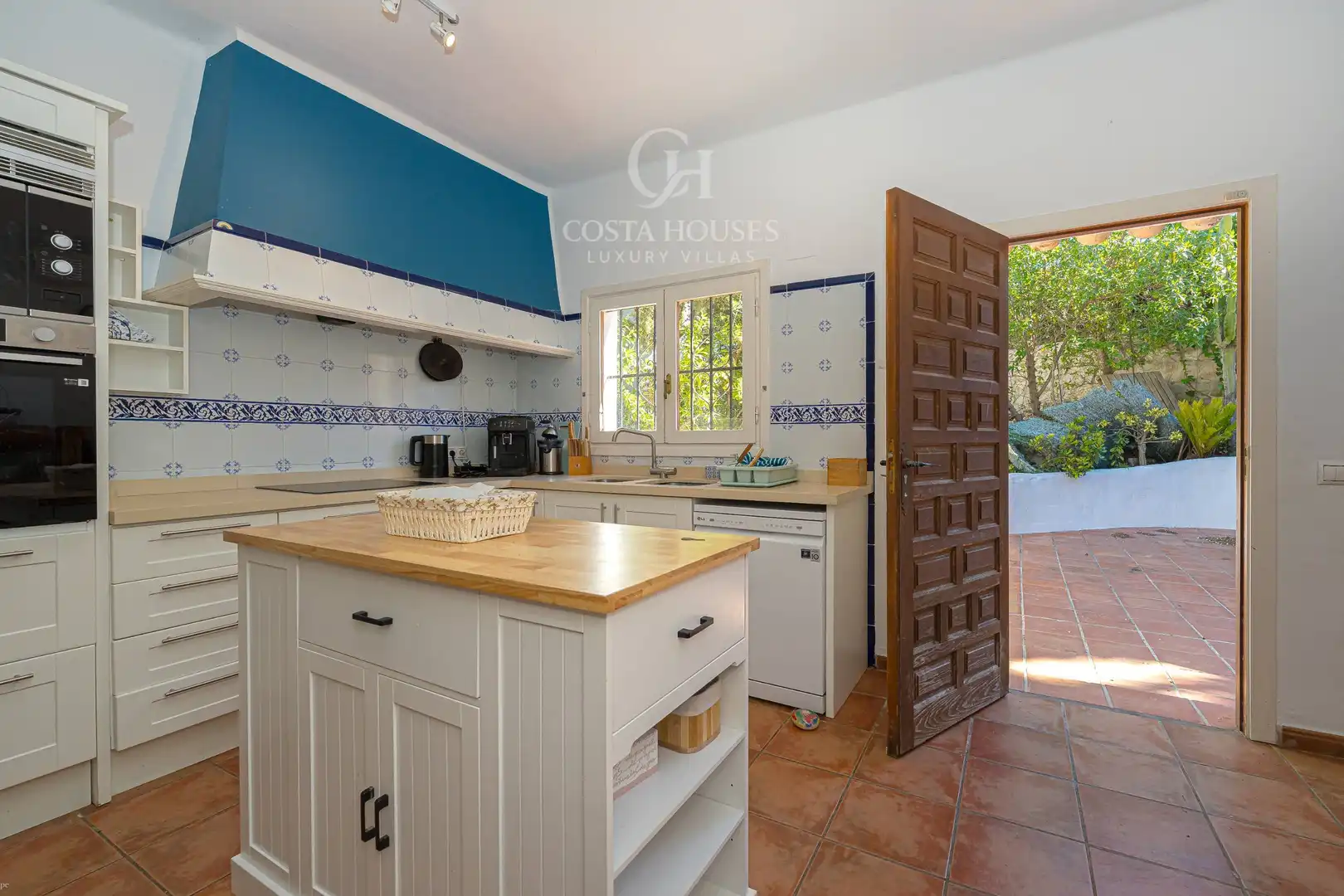 Cocina de Casa o chalet en venta en Moraira con Aire acondicionado, Calefacción y Jardín privado