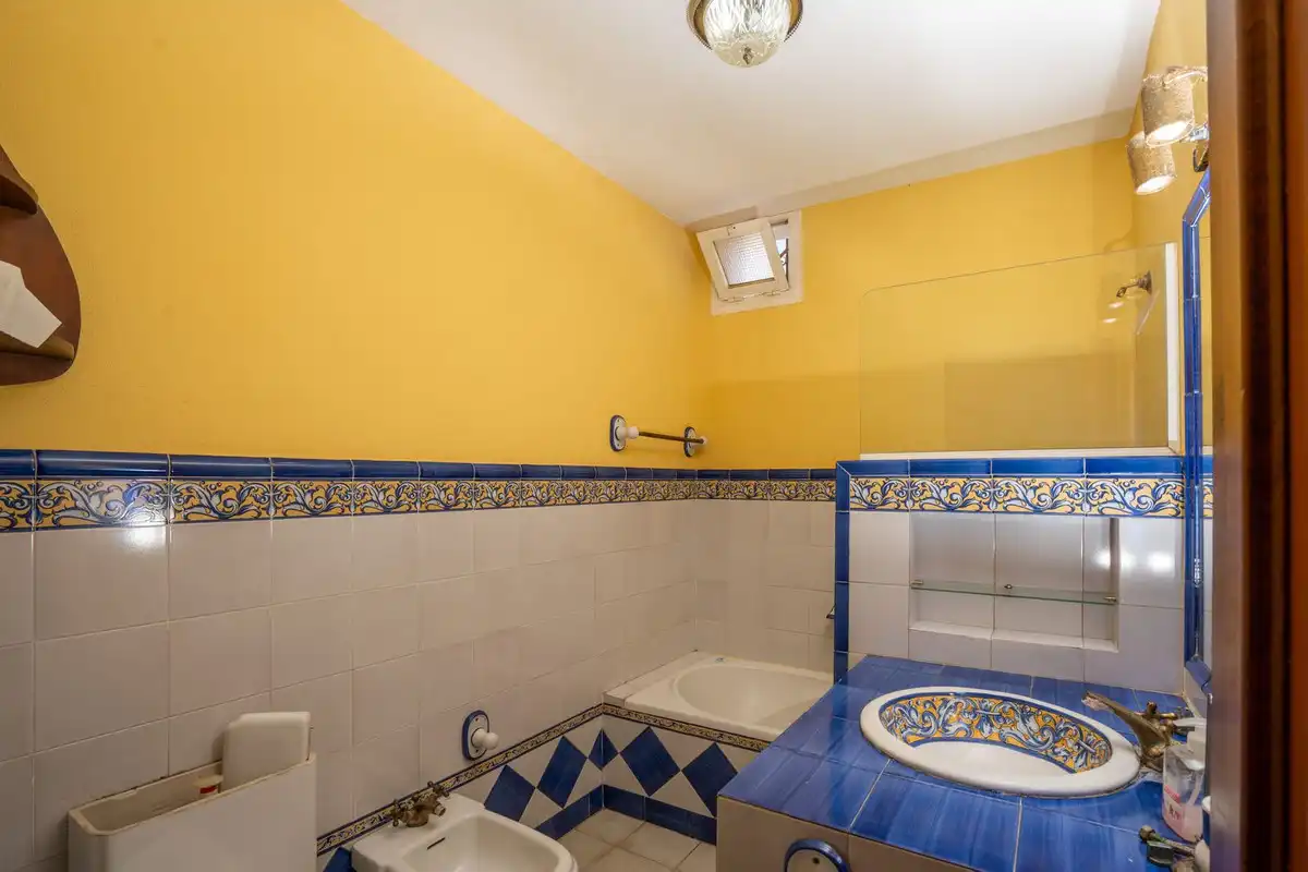 Baño de Casa adosada en venta en Mijas con Calefacción, Terraza y Piscina