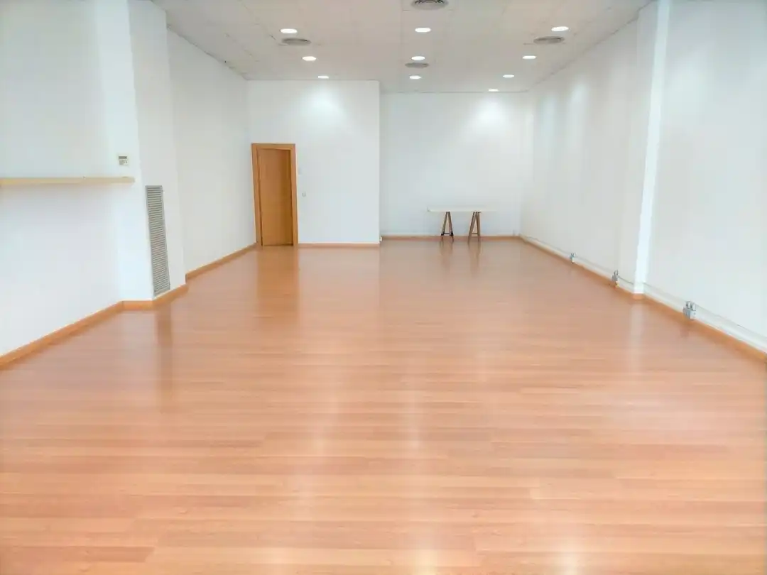Oficina en alquiler en Pla d'en Boet, imagen 2