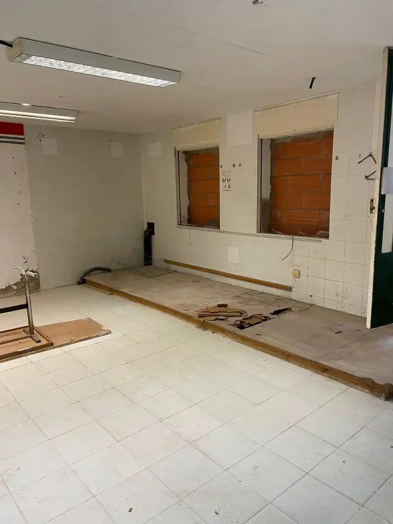 Commercial properties for rent in Sant Llorenç Savall  with Air Conditioner