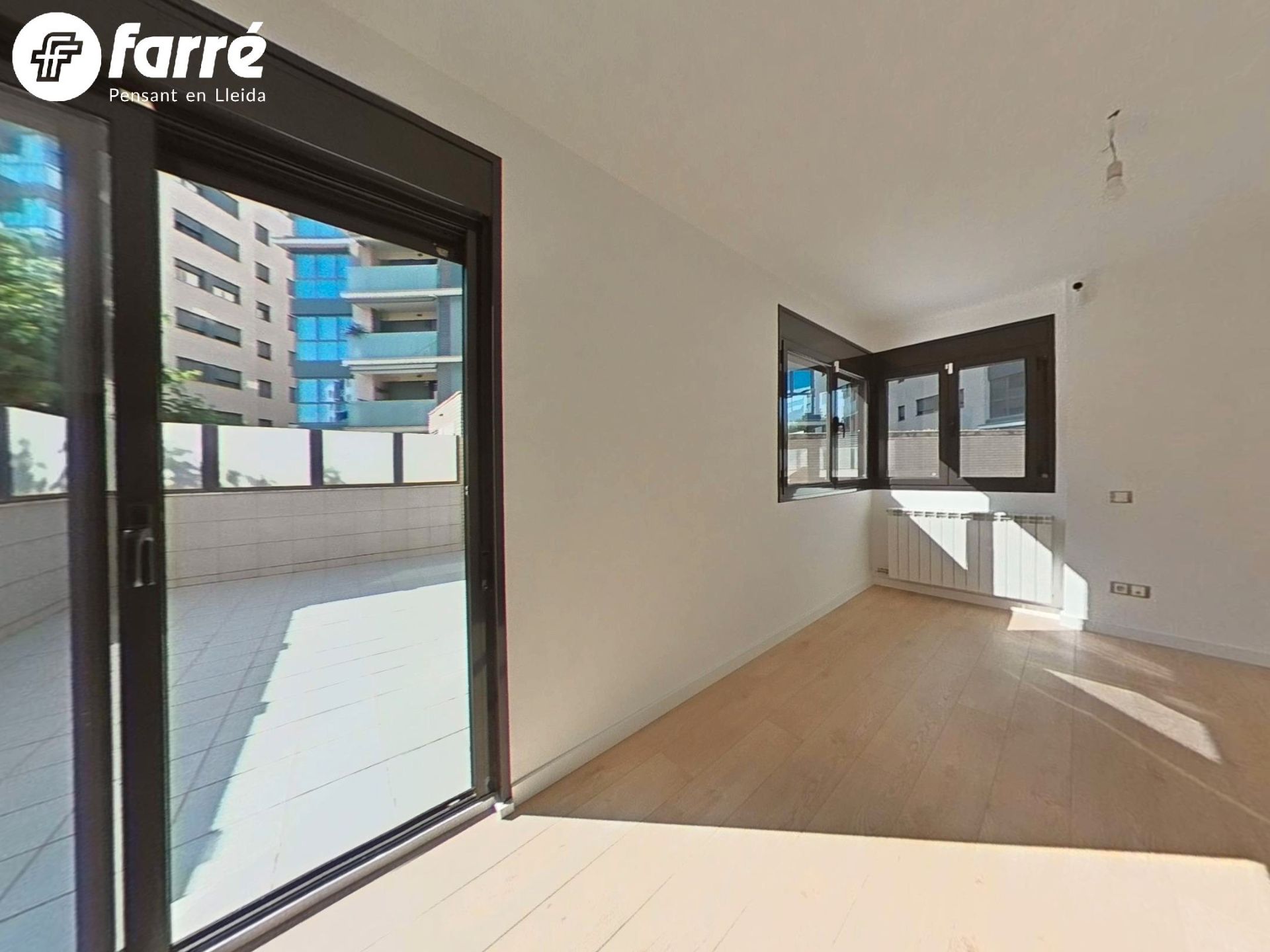 Flat for sale in  Lleida Capital  with Air Conditioner, Heating and Parquet flooring