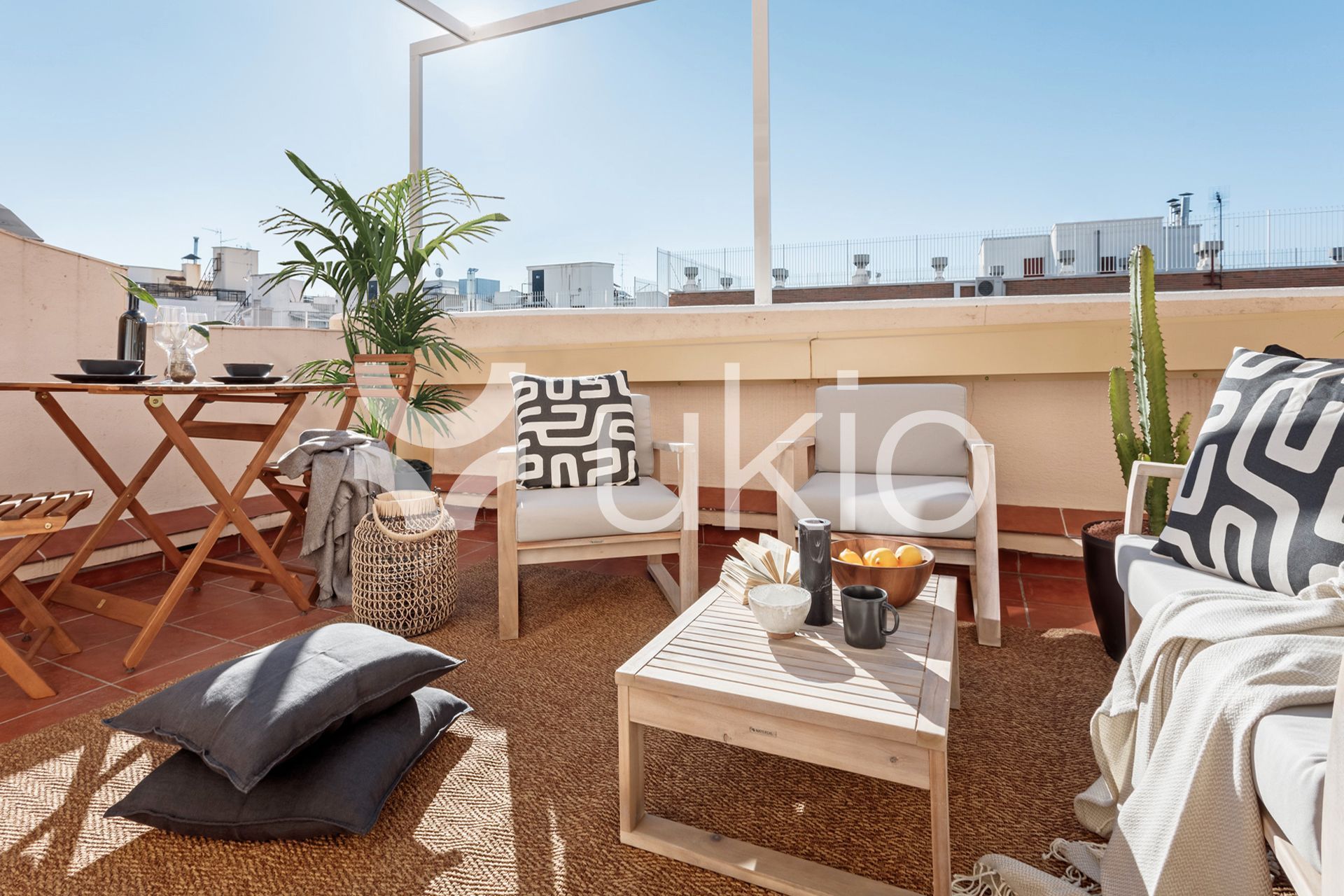 Terrace of Apartment to rent in  Madrid Capital  with Air Conditioner, Terrace and Furnished