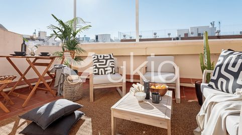 Apartamento de dos dormitorios con terraza en Chamberí