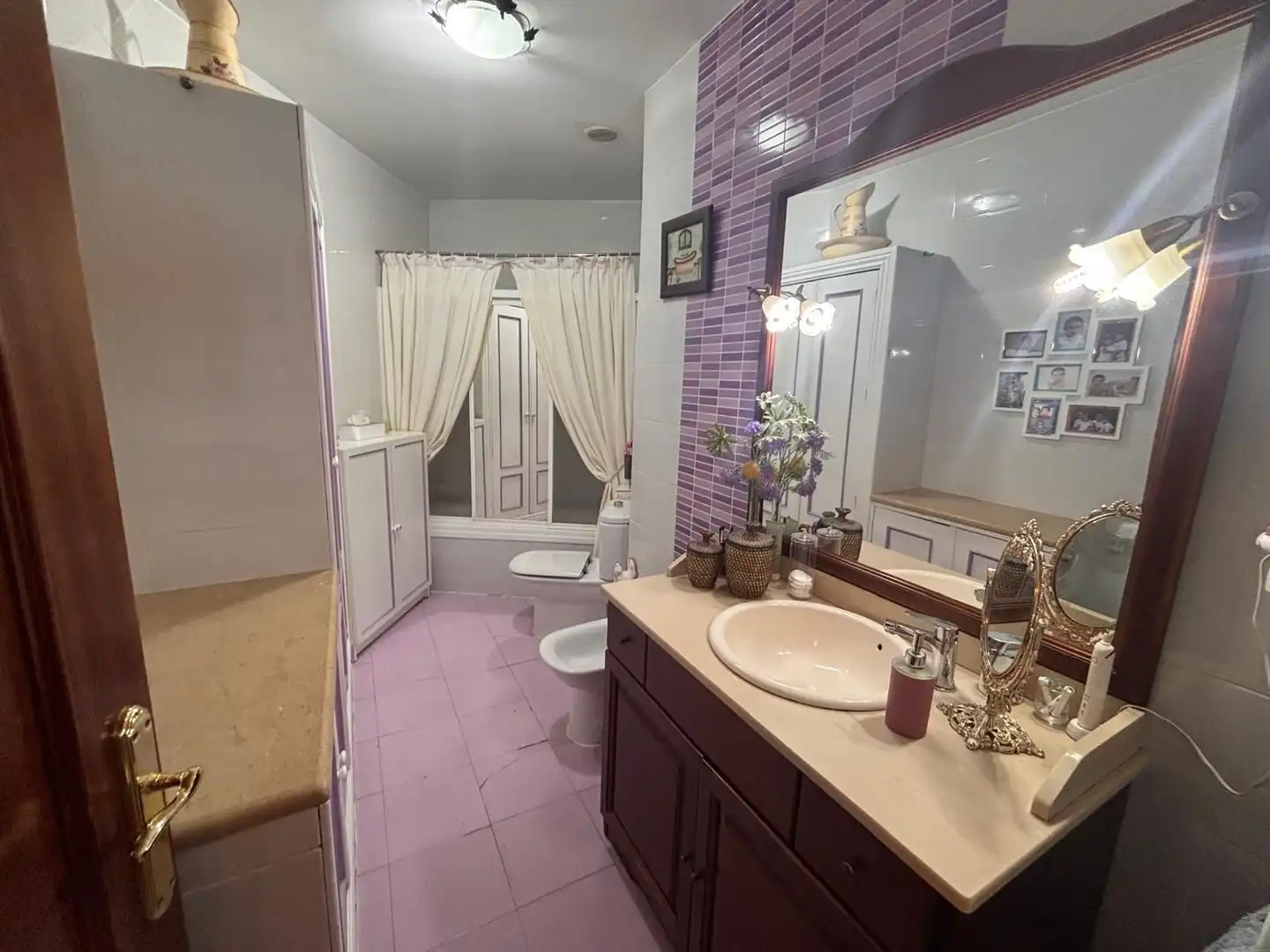 Bathroom of Flat for sale in Alcalá del Río  with Storage room