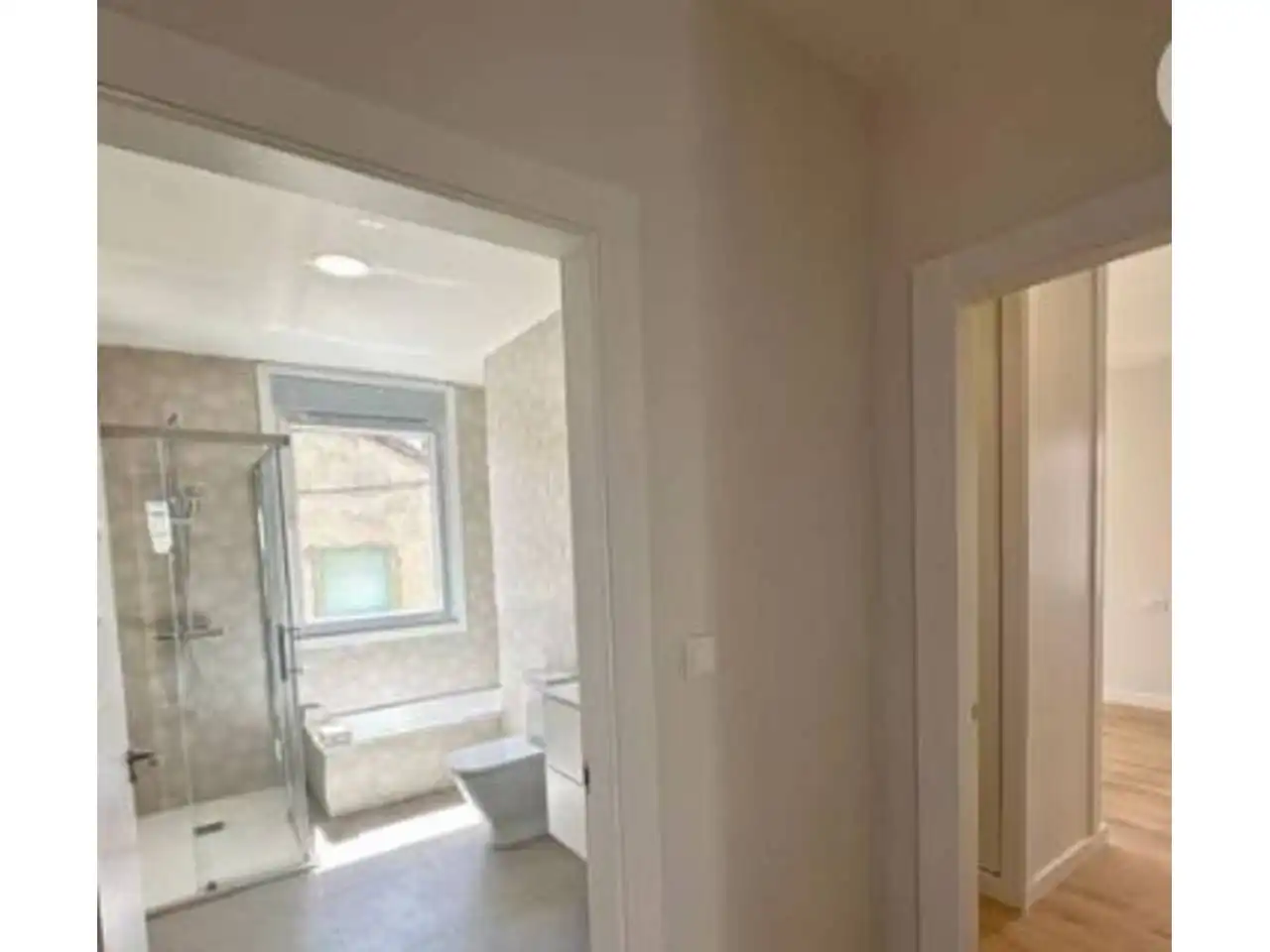Baño de Casa o chalet en venta en Ourense Capital  con Calefacción y Jardín privado