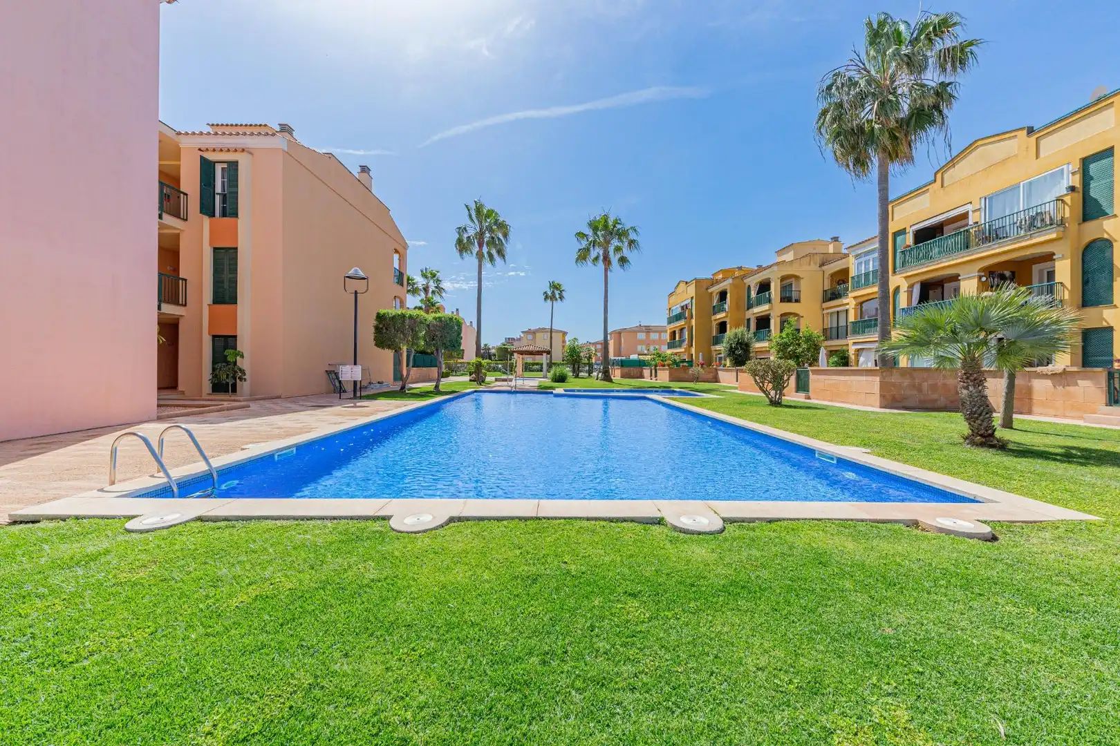Piscina de Planta baixa en venda en Llucmajor amb Aire condicionat, Calefacció i Jardí privat