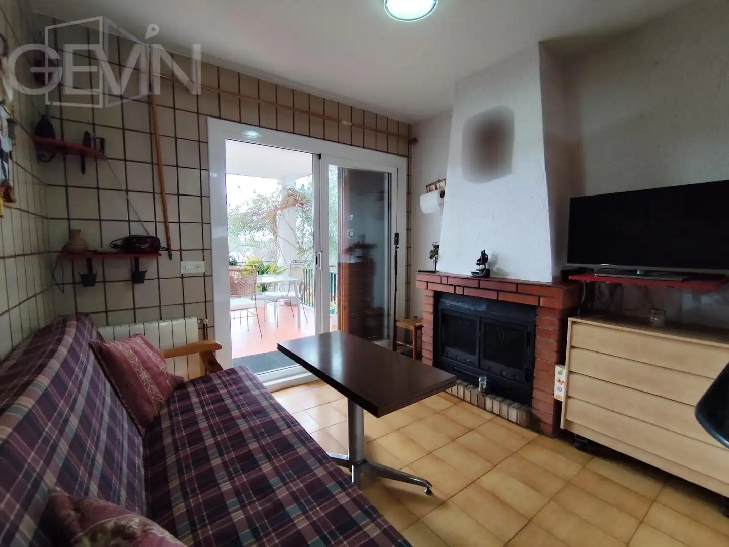 Sala d'estar de Casa o xalet en venda en Caldes de Montbui amb Aire condicionat, Calefacció i Jardí privat
