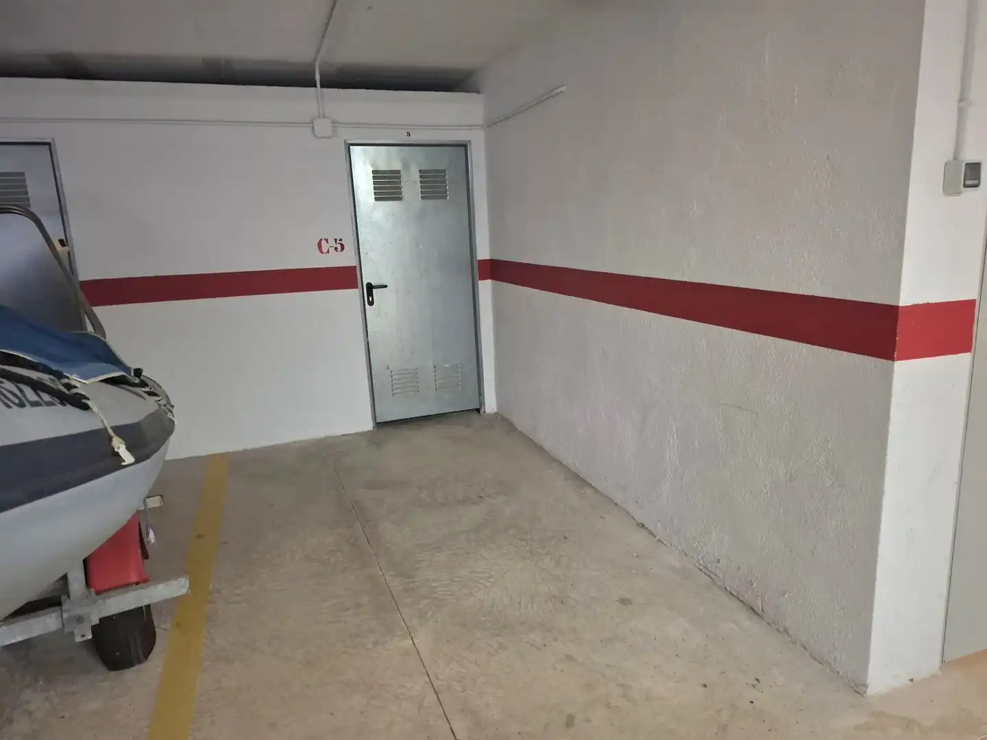 Parking of Ground floor for sale in Llançà  with Heating, Terrace and Storage room