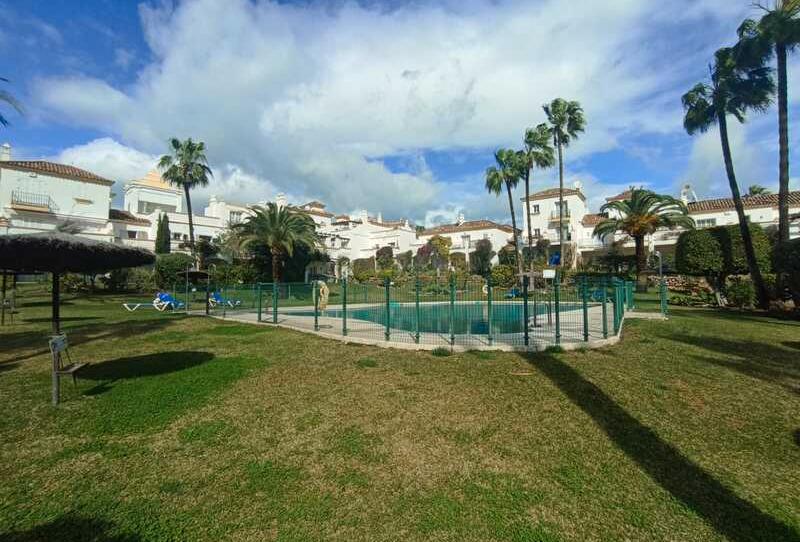 Photo 1 of Single-family semi-detached for sale in Calle Merión, 7, Sotoserena, Málaga