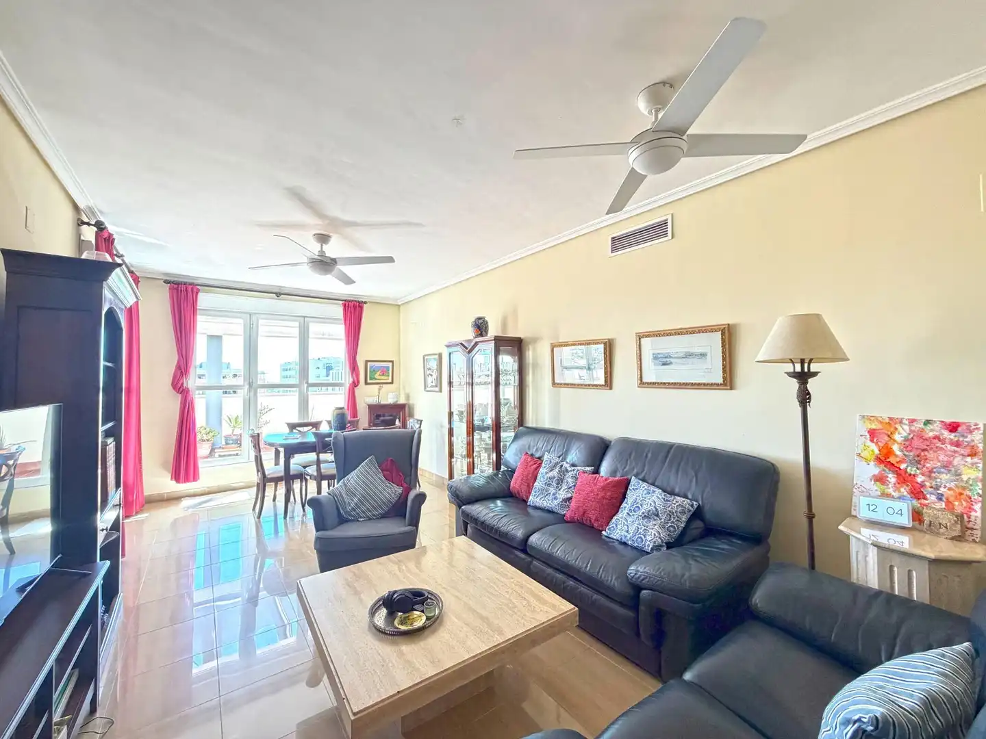 Living room of Attic for sale in Mairena del Aljarafe  with Community pool