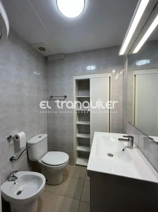 Bedroom of Flat for rent in Madrid  with Air Conditioner, Terrace and Furnished