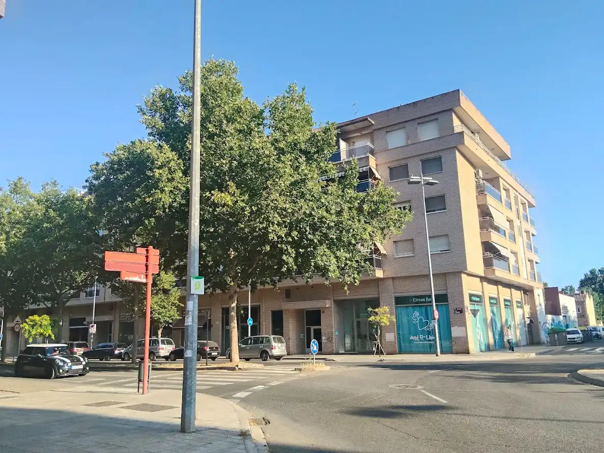 Außenansicht von Wohnung zum Verkauf in Lleida mit Klimaanlage, Heizung und Möbliert