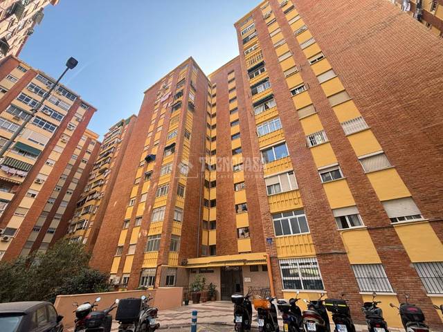 Piso en Venta en Parque Victoria Eugenia