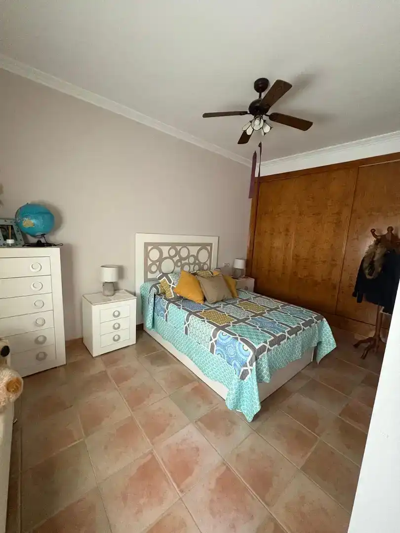 Dormitori de Casa adosada en venda en Jódar amb Aire condicionat i Balcó