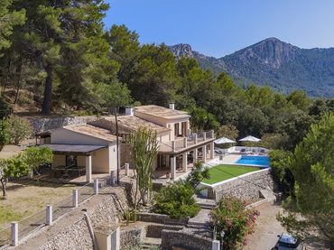 Chalet con balcón en venta en Pollença Poble