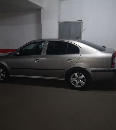 Foto 2 de Garaje en venta en Calle San Onofre, 4, Pardaleras, Badajoz Capital