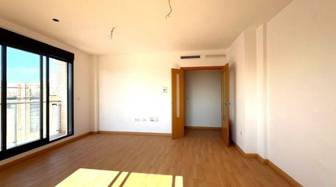 Foto 4 de Piso en venta en Parque de la Bombilla, Llíria