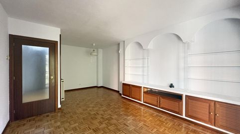 Photo 2 of Flat for rent in De Pirineos, Covibar - Pablo Iglesias, Rivas-Vaciamadrid