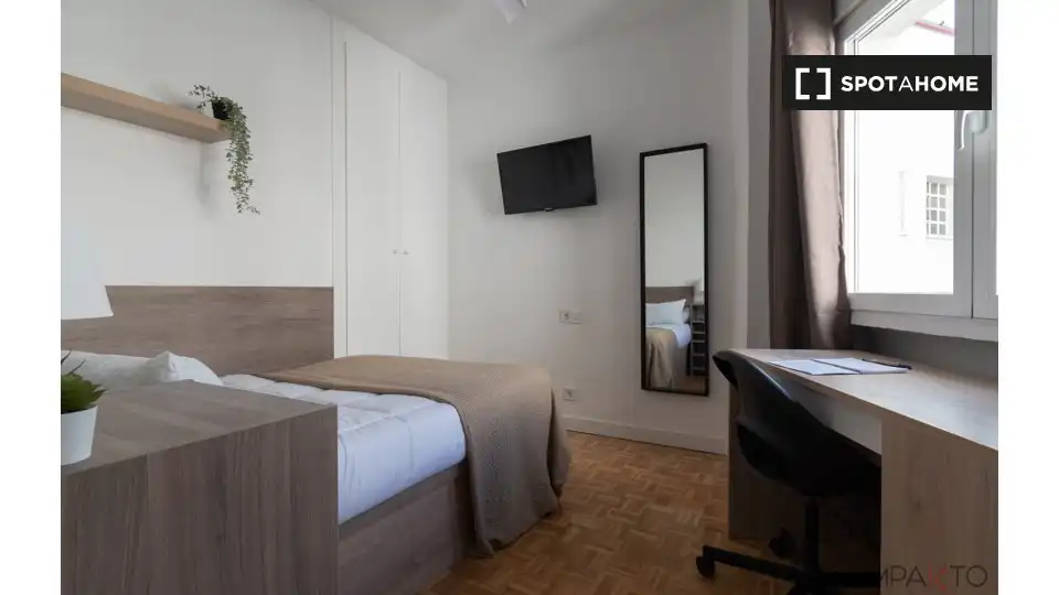 Habitación en Almenara -Ventilla