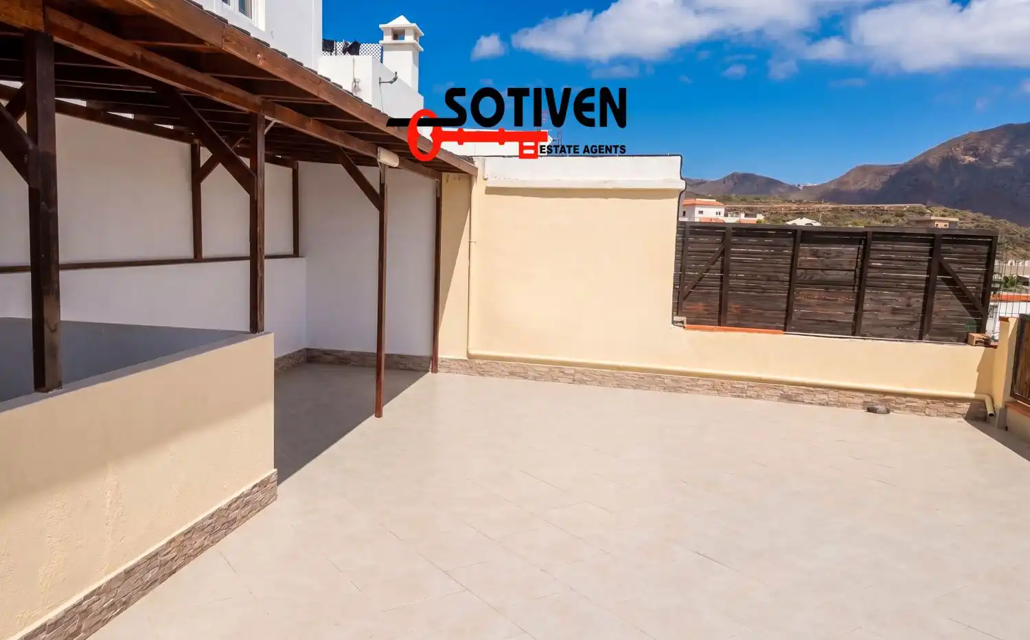 Terraza de Apartamento en venta en Arona con Terraza