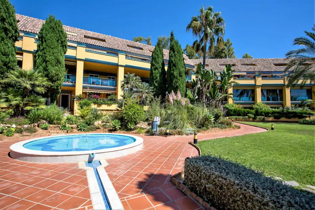 Piso con ascensor en venta en Río Real - Los Monteros, imagen 32