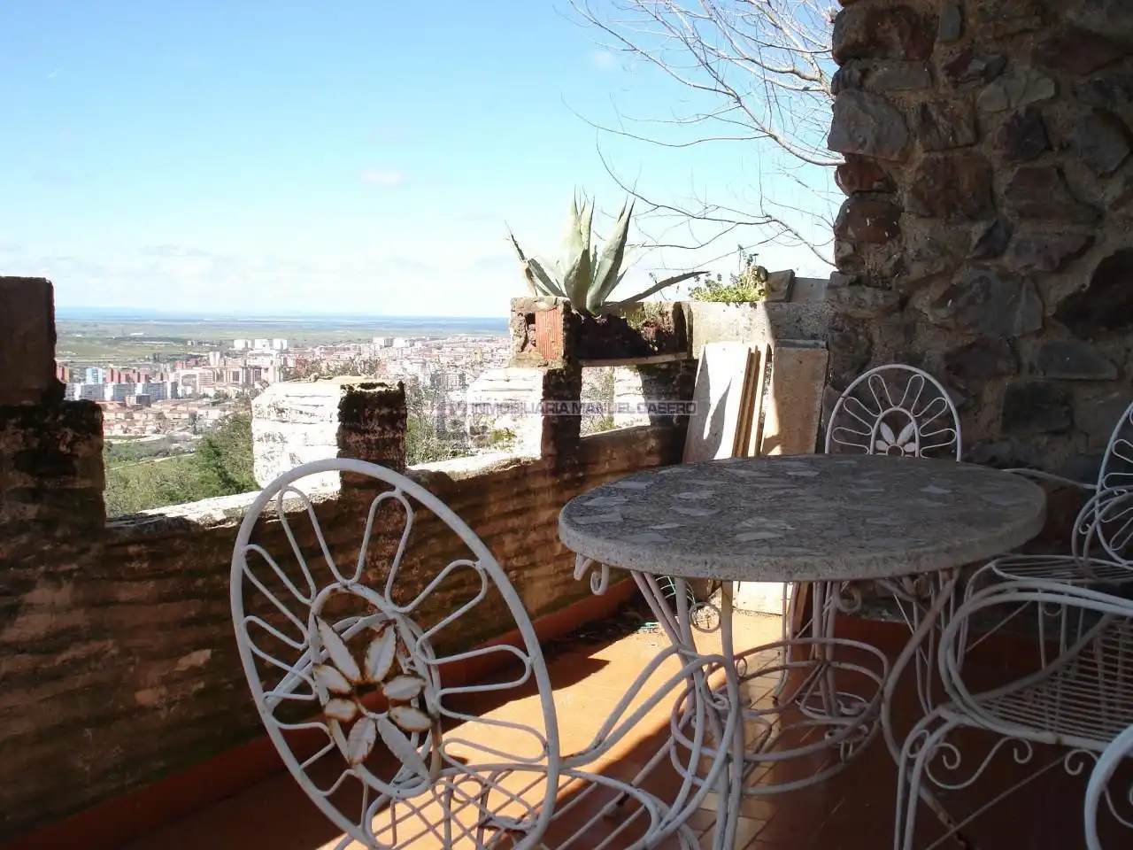 Terraza de Casa o chalet en venta en Cáceres con Calefacción, Jardín privado y Piscina