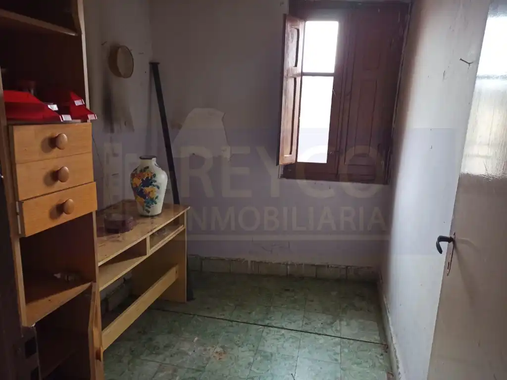 Habitación de Casa o chalet en venta en Arenzana de Abajo con Jardín privado
