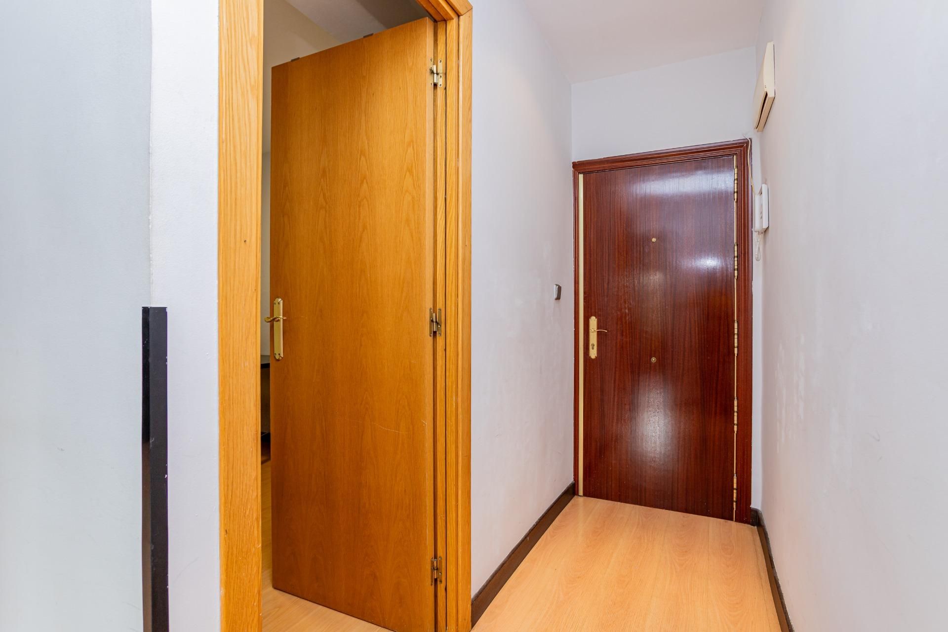 Flat for sale in  OFELIA NIETO, Valdezarza