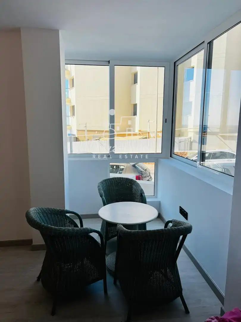 Flat to rent in de Cervantes, imagen 3
