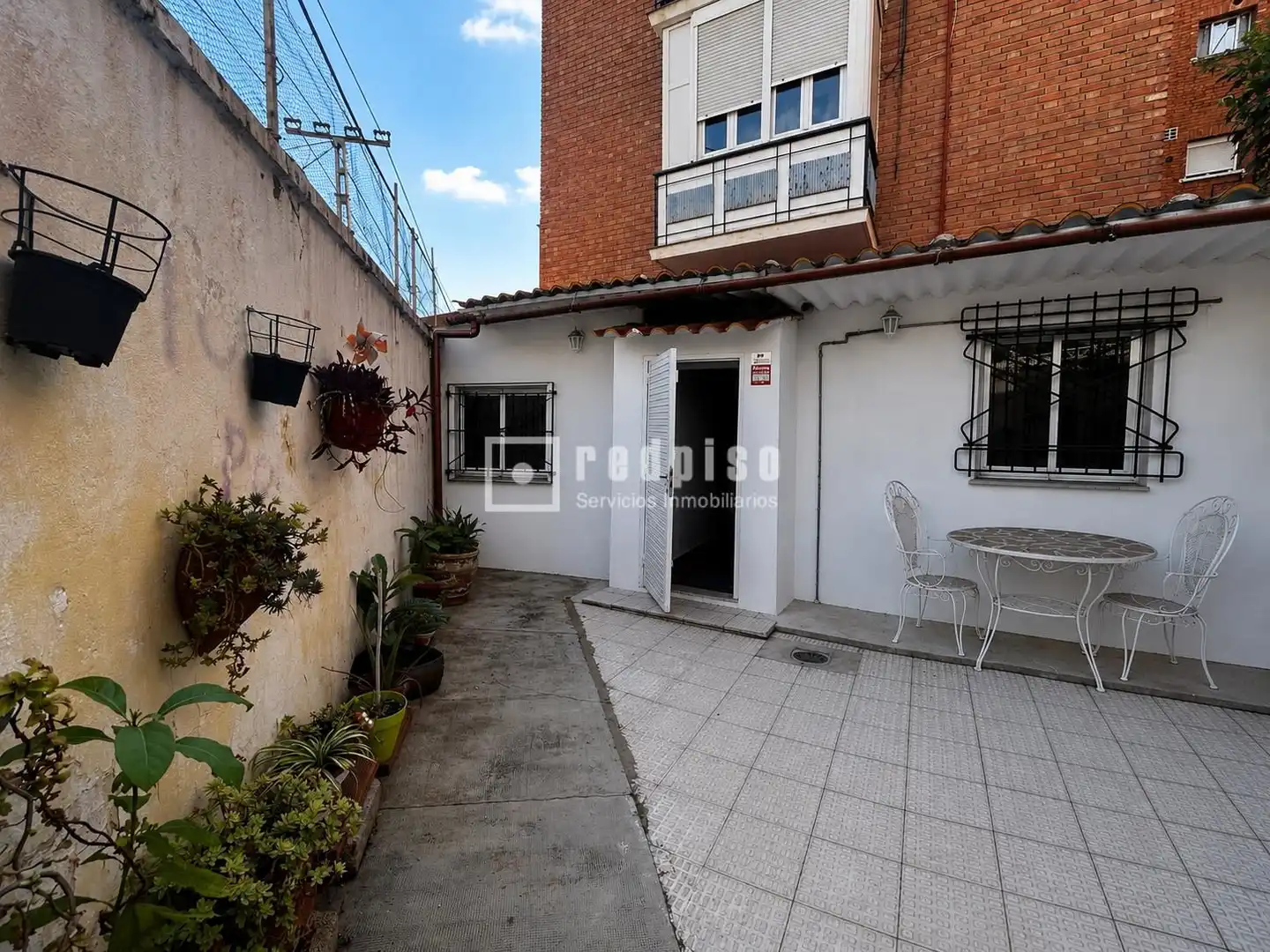 Vista exterior de Piso en venta en Alcalá de Henares con Aire acondicionado y Calefacción