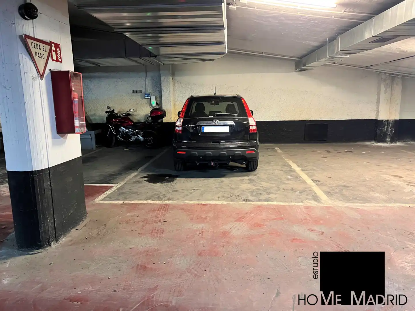 Einzelparkplatz mit Aufzug zum Verkauf in Calle de la Infanta Mercedes, imagen 3