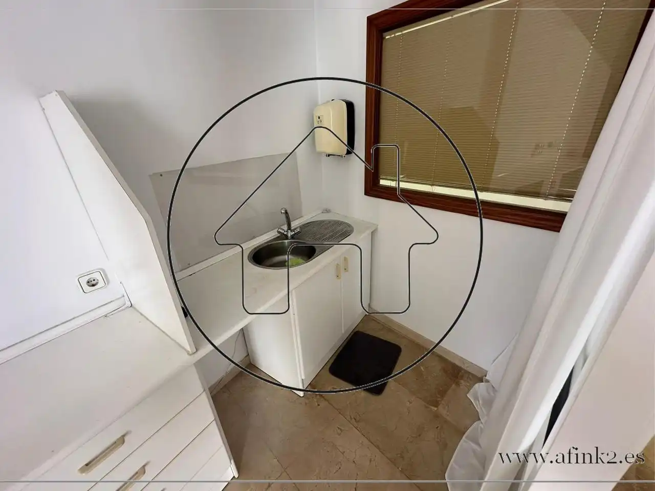 Office for rent in Plus Ultra, 9, Centro