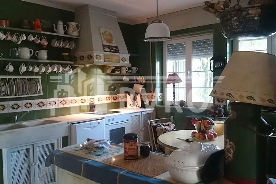 Cocina de Casa o chalet en venta en Córdoba con Aire acondicionado, Jardín privado y Piscina