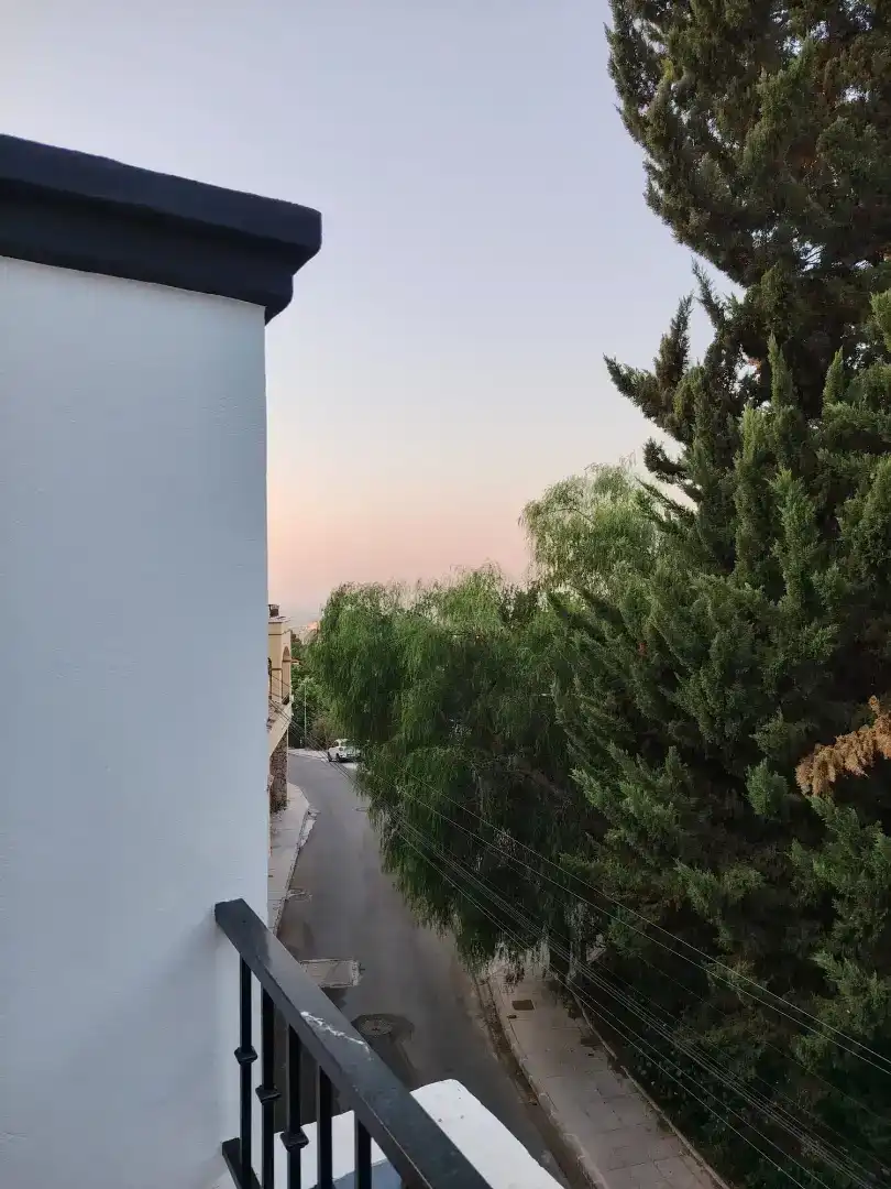 Vista exterior de Casa o xalet en venda en Motril amb Aire condicionat i Balcó