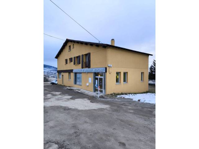 Edificio en Venta en Calle Roussillon en Saillagouse