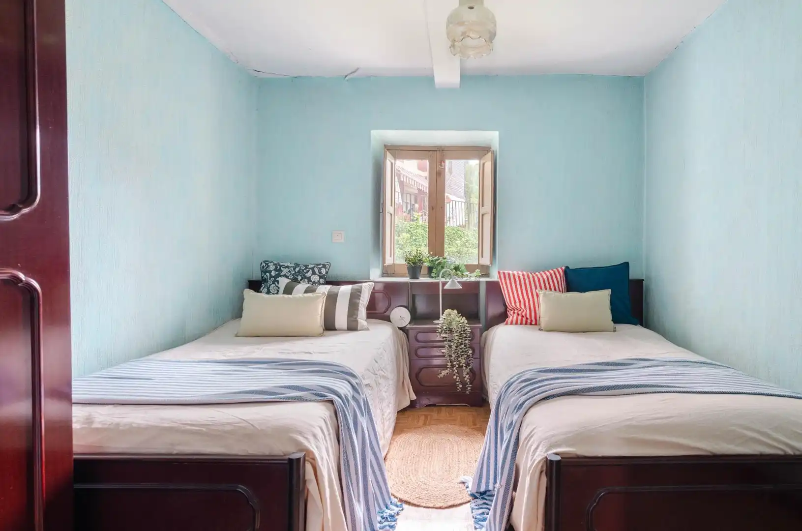 Bedroom of Houses for sale in Aller
