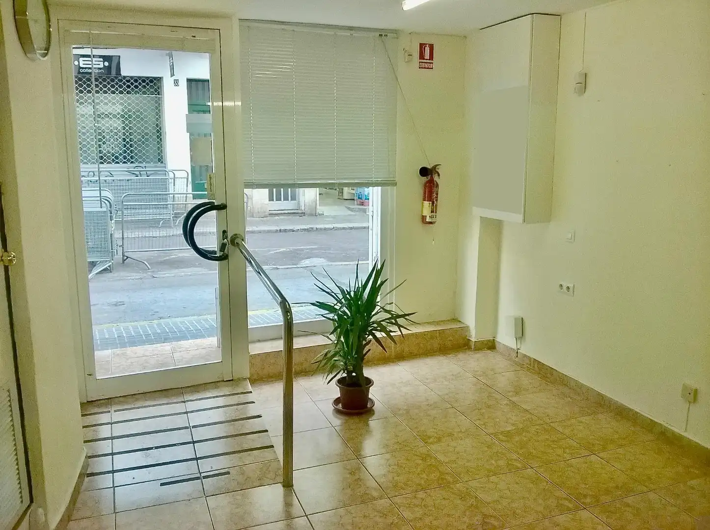 Local comercial de lloguer a Centre