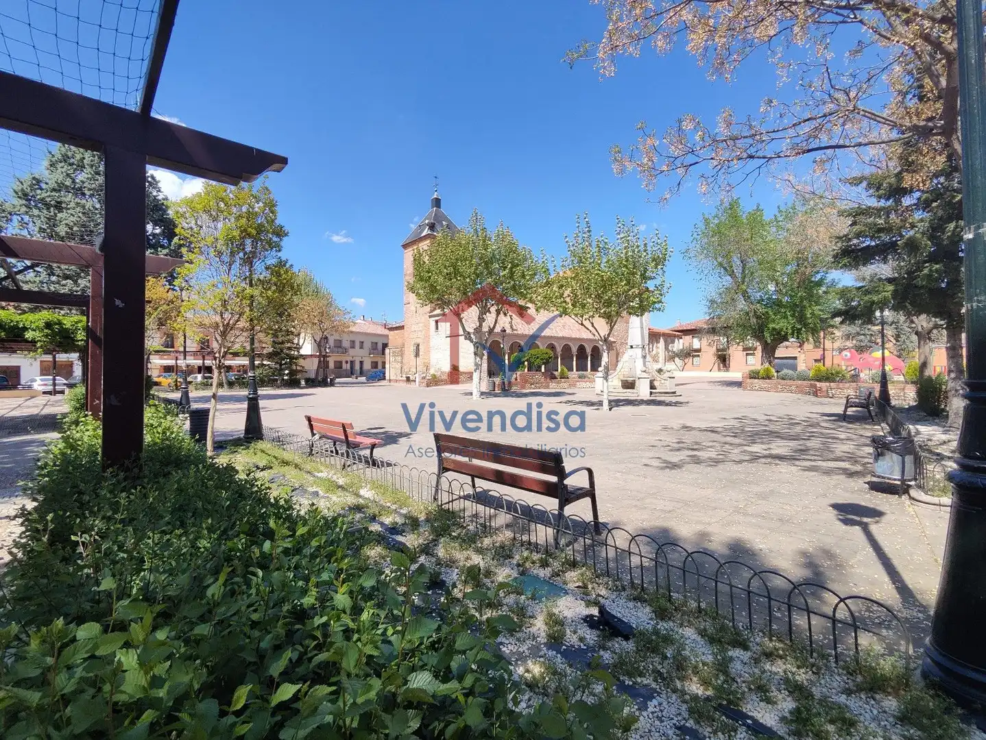 Vista exterior de Piso en venta en Alovera con Calefacción