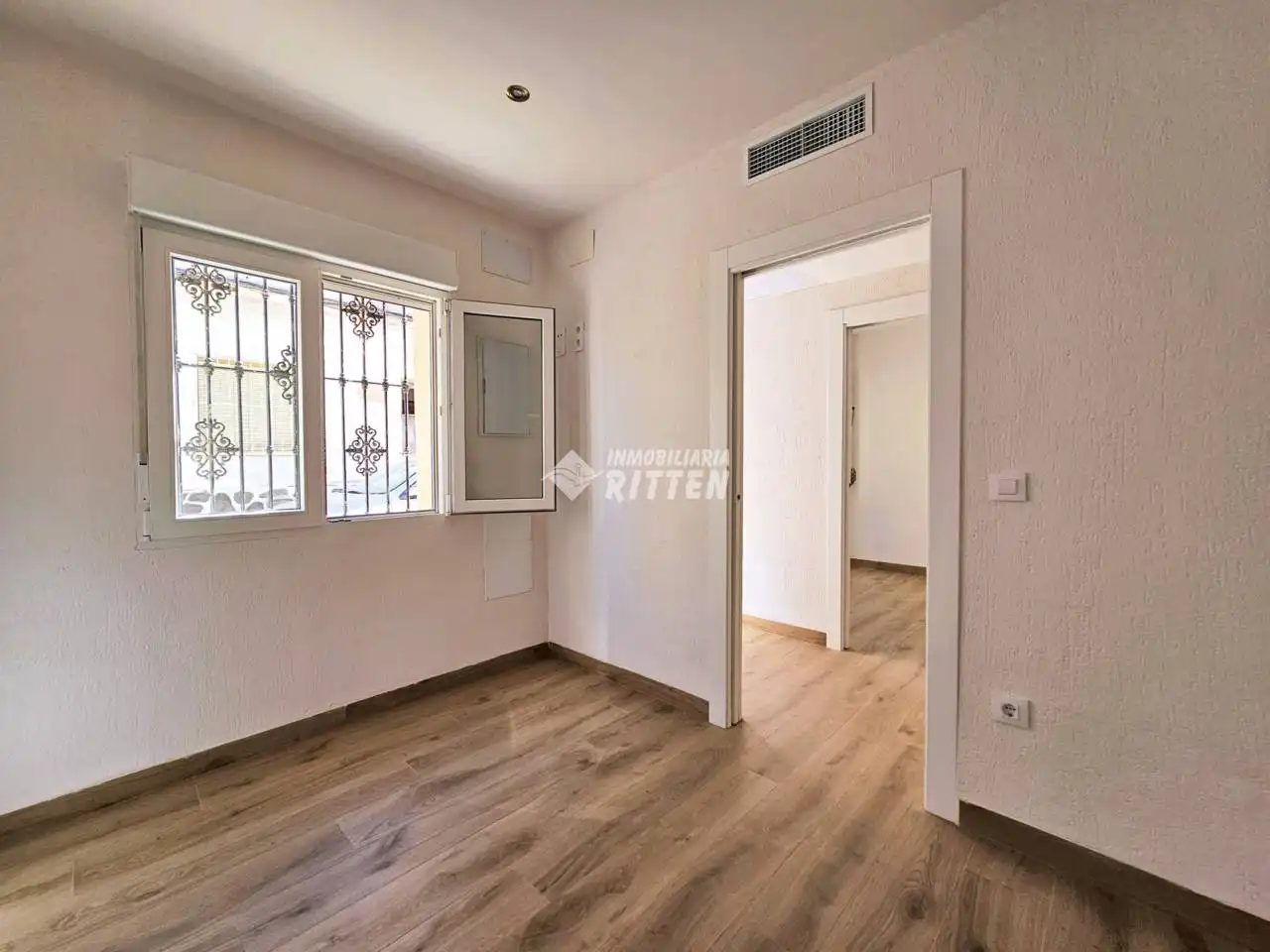 Bedroom of Houses for sale in Cartagena  with Air Conditioner and Terrace