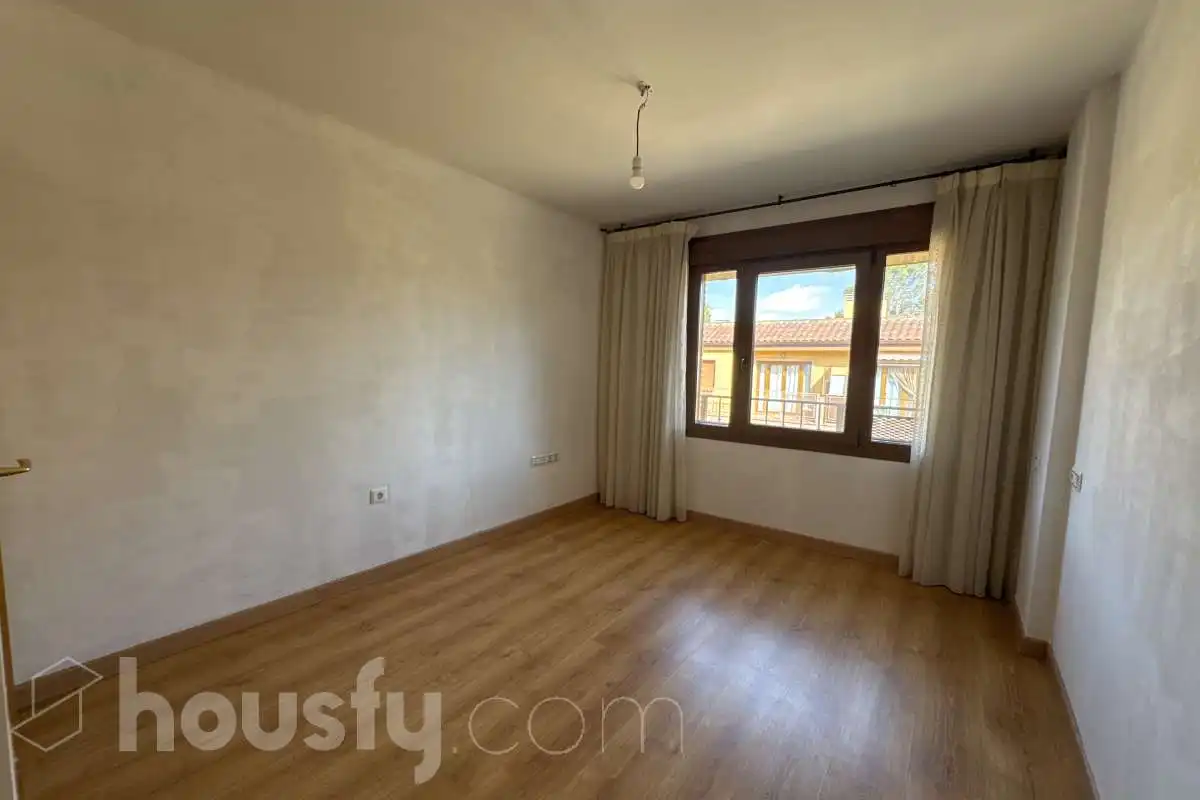 Habitación de Piso de alquiler en Villalbilla con Aire acondicionado, Parquet y Trastero