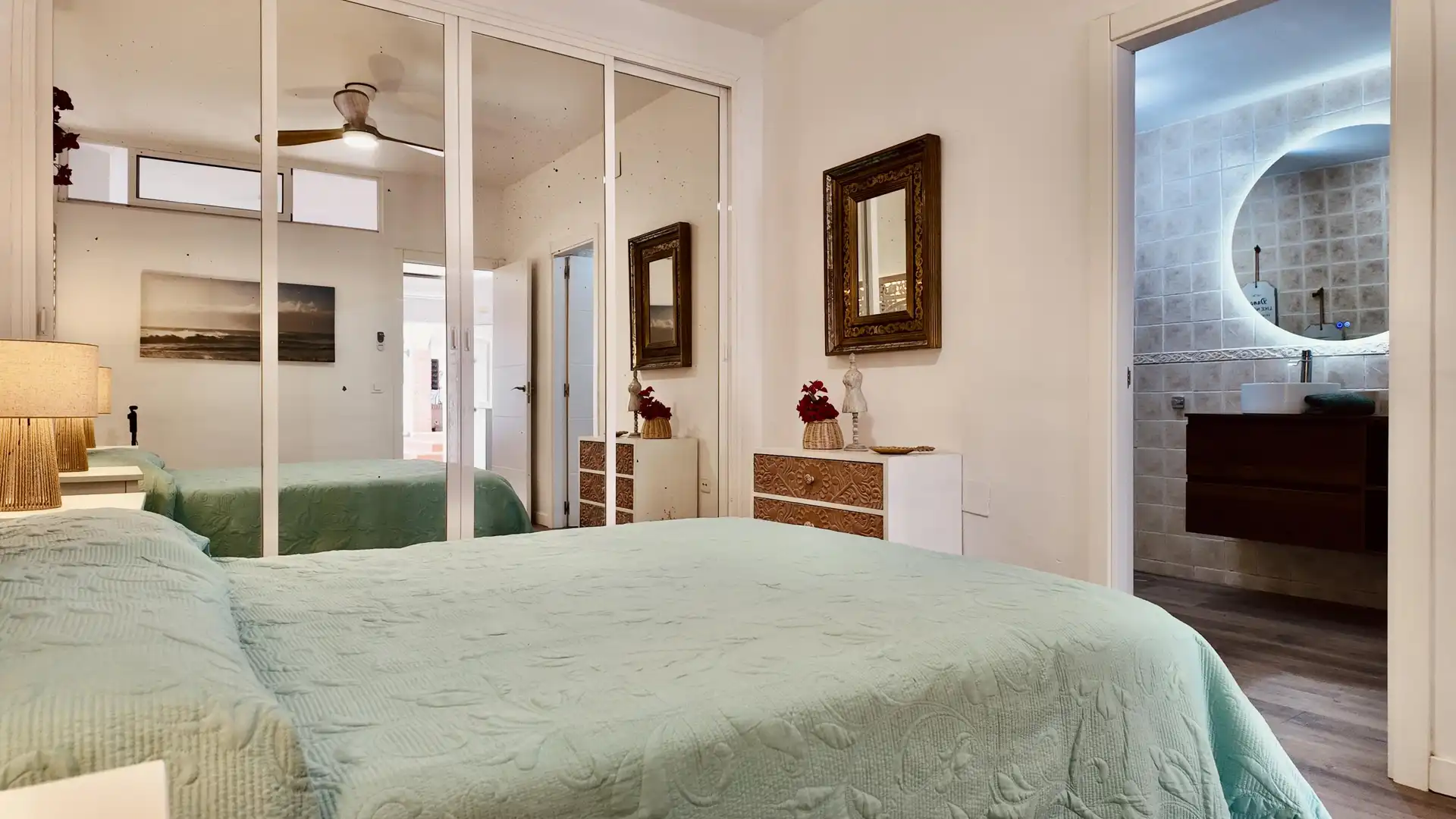 Dormitori de Apartament en venda en Benalmádena amb Aire condicionat, Calefacció i Jardí privat